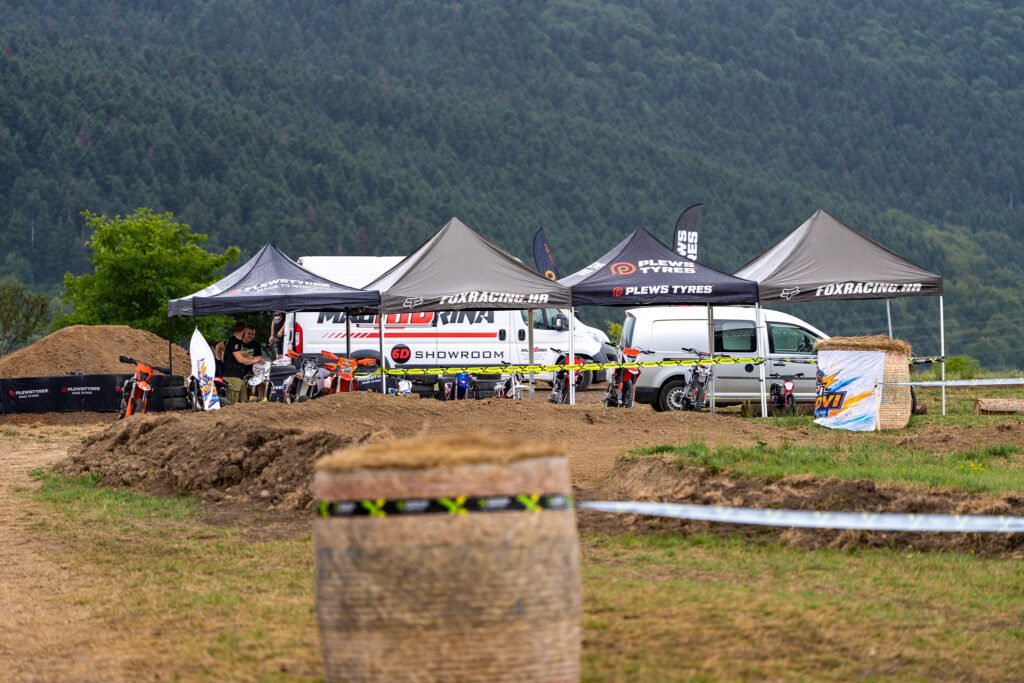 Fotografija iz Croatia Enduro Parka u Otočcu