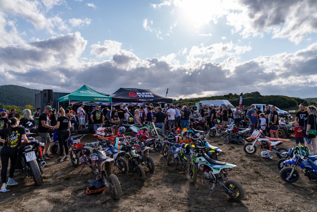Pogled na prirodu Like oko Croatia Enduro Parka