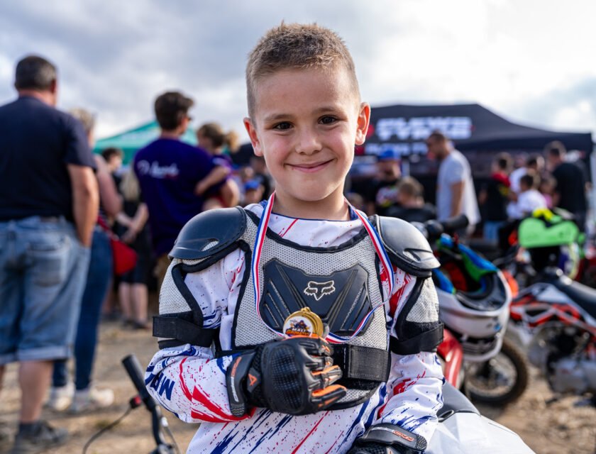 Besucher im Croatia Enduro Park in der Natur