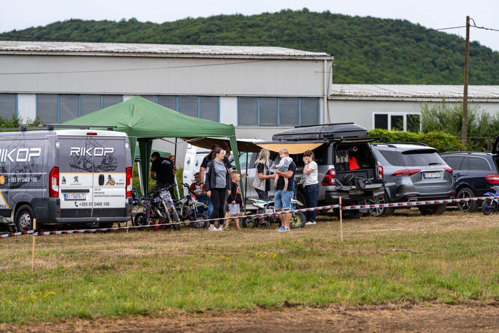 Fotografija iz Croatia Enduro Parka u Otočcu