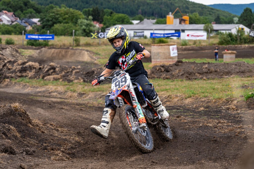 Fotografija iz Croatia Enduro Parka u Otočcu