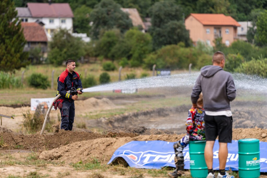 Fotografija iz Croatia Enduro Parka u Otočcu