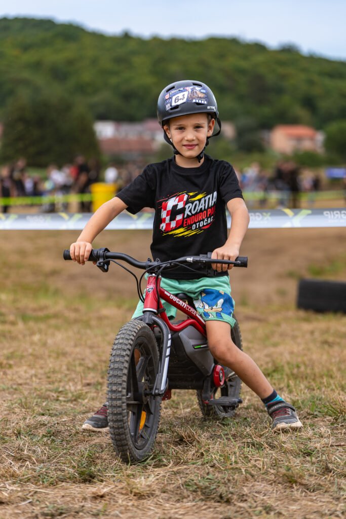 Fotografija iz Croatia Enduro Parka u Otočcu