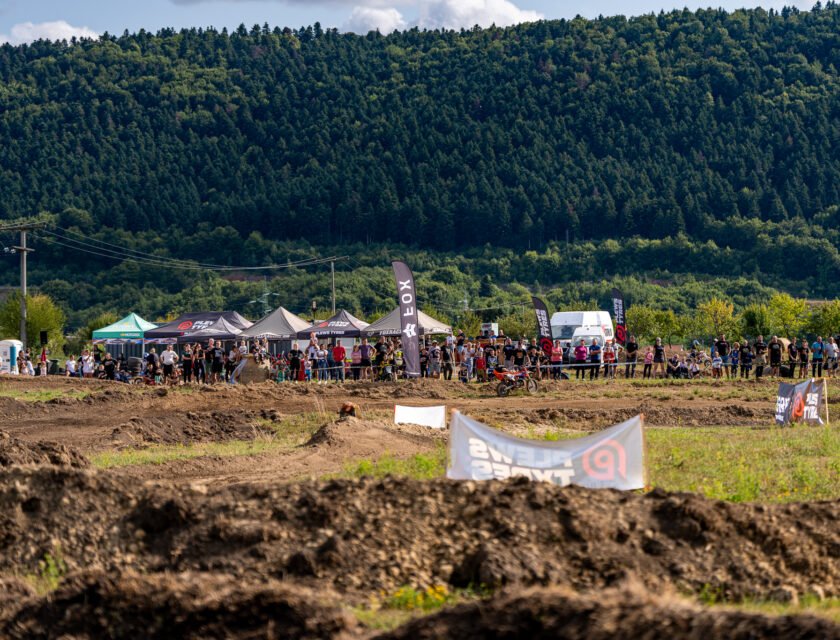 Wald und Berge rund um den Croatia Enduro Park in der Lika