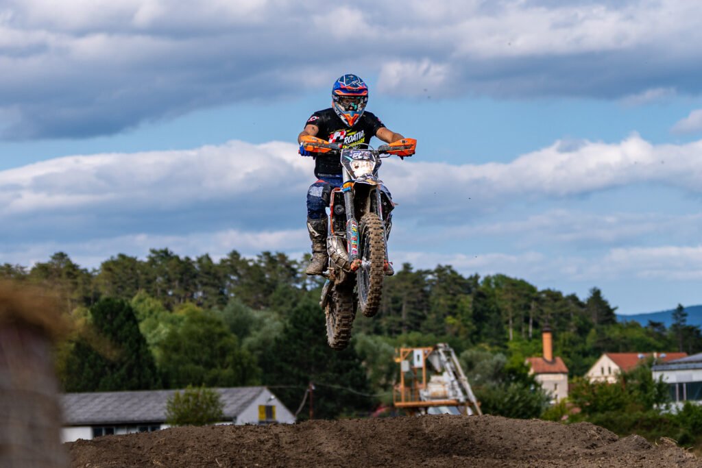 Fotografija iz Croatia Enduro Parka u Otočcu