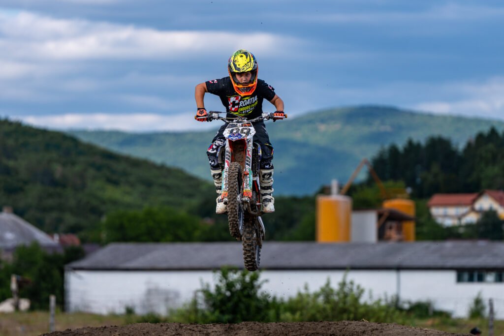 Fotografija iz Croatia Enduro Parka u Otočcu