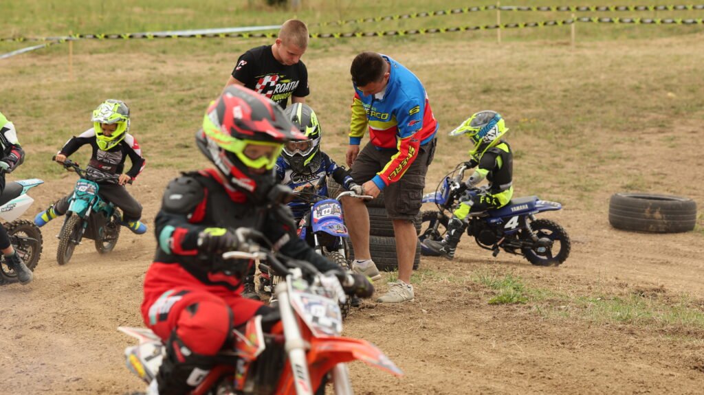 Enduro kids skola voznje motora i quadova za djecu (1)