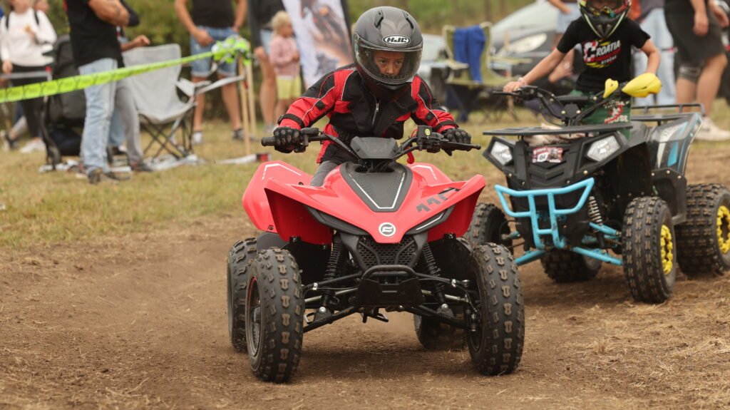 Enduro kids skola voznje motora i quadova za djecu (10)