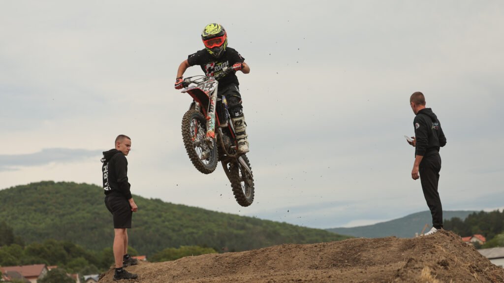 Enduro kids skola voznje motora i quadova za djecu (13)